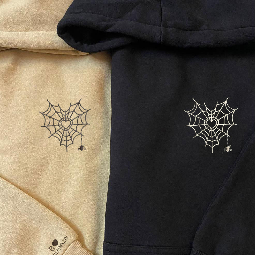 Sweat-shirt couple cœur toile d'araignée brodé