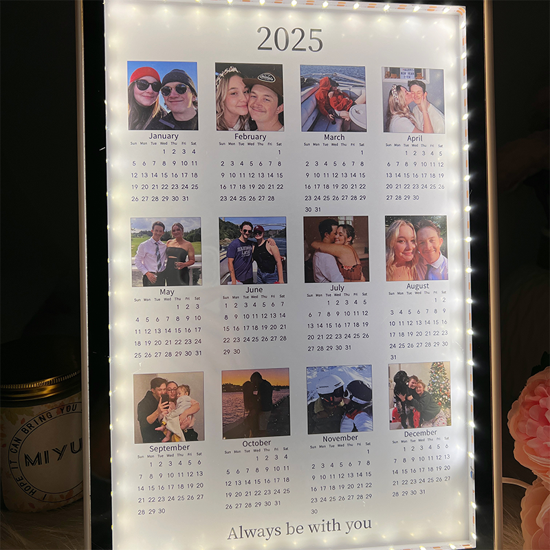 Calendrier 2025 personnalisé avec miroir lumineux et photo