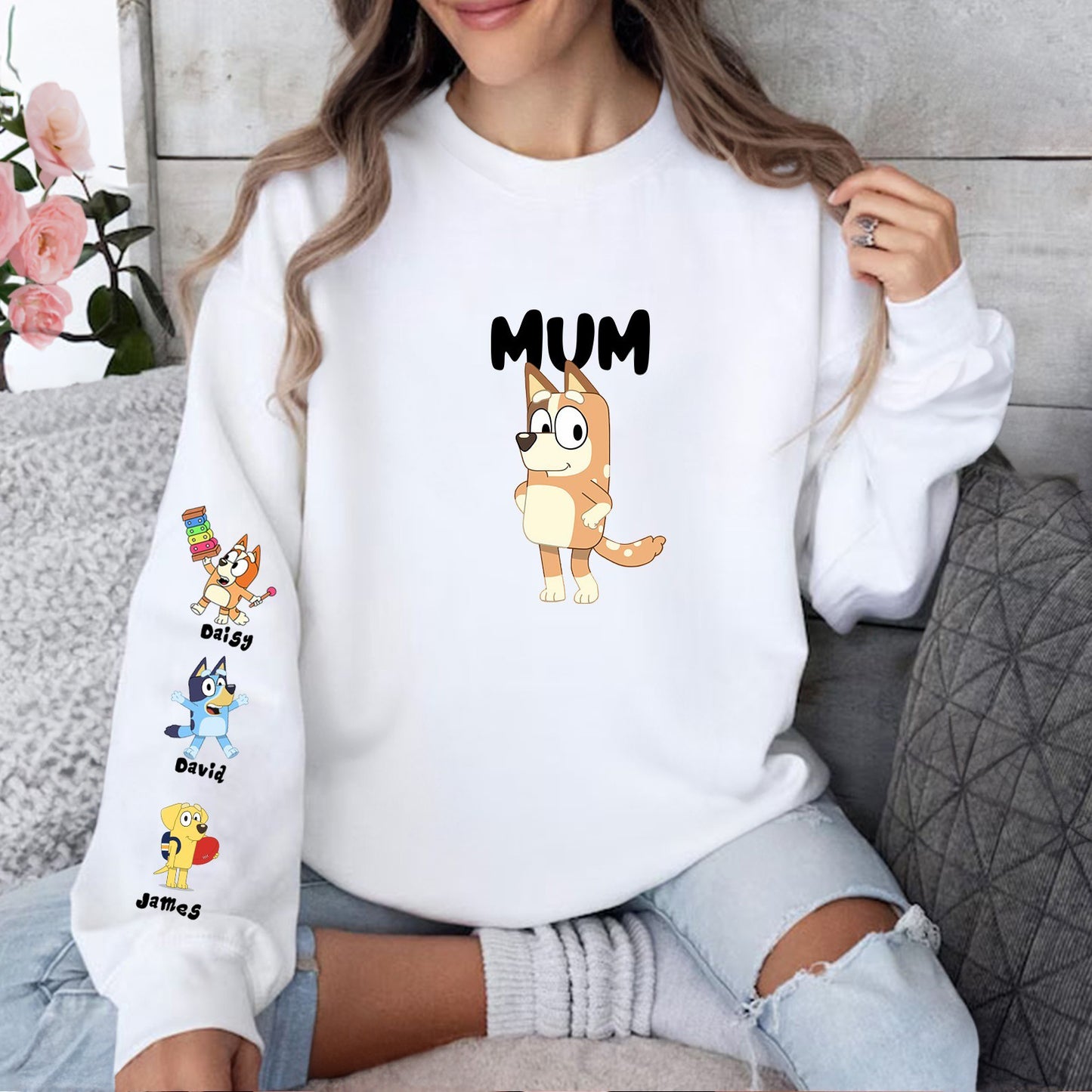 Custom Cartoon Mama Sweatshirt with Kid's Name on Sleeve