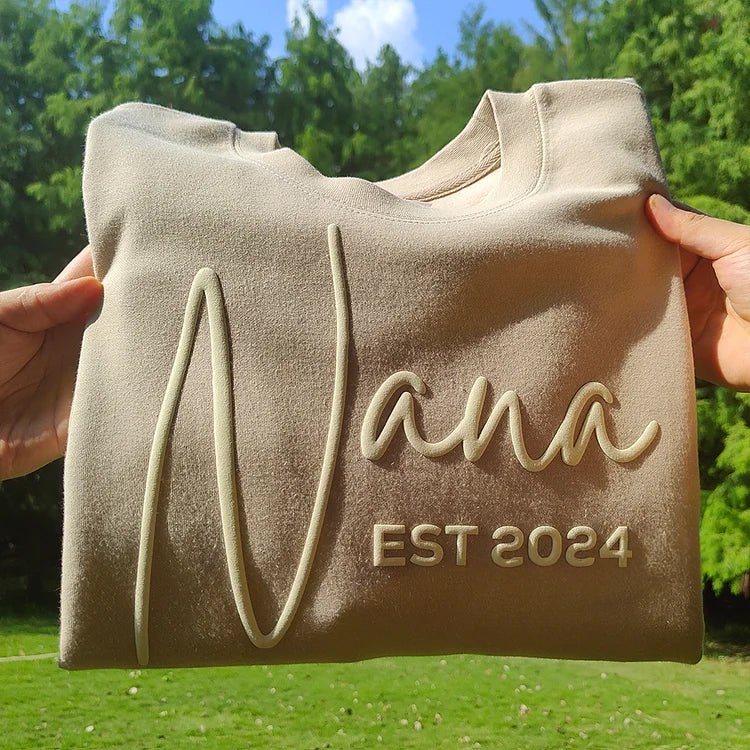 Sweat-shirt Puff Mama personnalisé avec noms d'enfants sur la manche