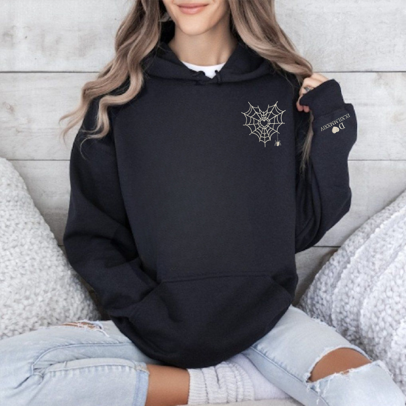Sweat-shirt couple cœur toile d'araignée brodé