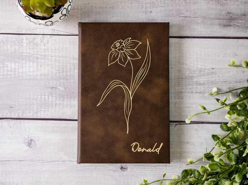 Personalized Engraved Leather Journal For Women, Customized Birth Flower Notebook, Custom Diary for Women, Mother's Day Gift, Gift for Mom