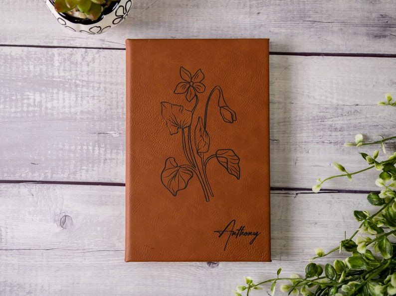 Personalized Engraved Leather Journal For Women, Customized Birth Flower Notebook, Custom Diary for Women, Mother's Day Gift, Gift for Mom
