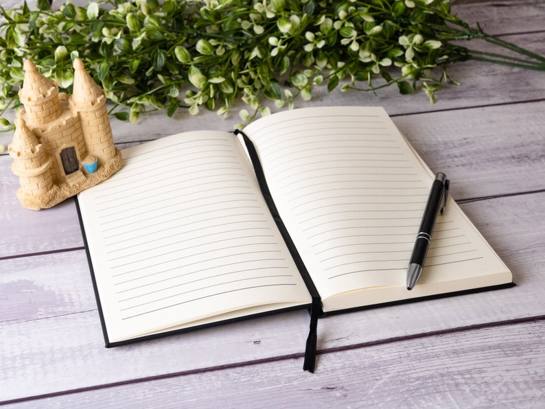 Personalized Engraved Leather Journal For Women, Customized Birth Flower Notebook, Custom Diary for Women, Mother's Day Gift, Gift for Mom