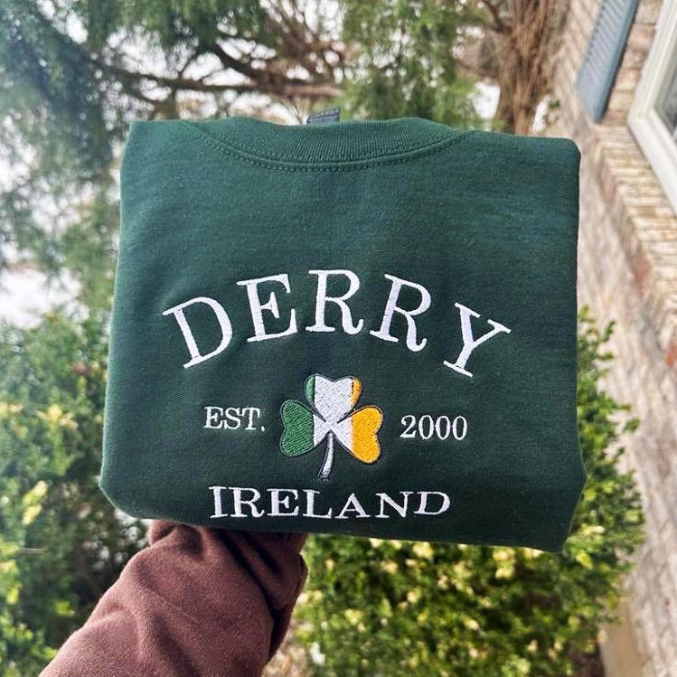 Sweat-shirt brodé personnalisé pour la Saint-Patrick, ville ou comté d'Irlande