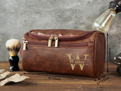 Personalized Men's Leather Toiletry Bag, Groomsmen Gifts, Engraved Dopp Kit, Christmas Gift for Him, Travel Toiletry Bag, Leather Accessory