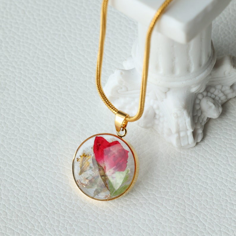 Custom Birth Month Flower Necklace, Birth Flower Necklace, Handmade Pressed Floral Necklace, Bridesmaid Gift, Birthday Gift, Gift for Her