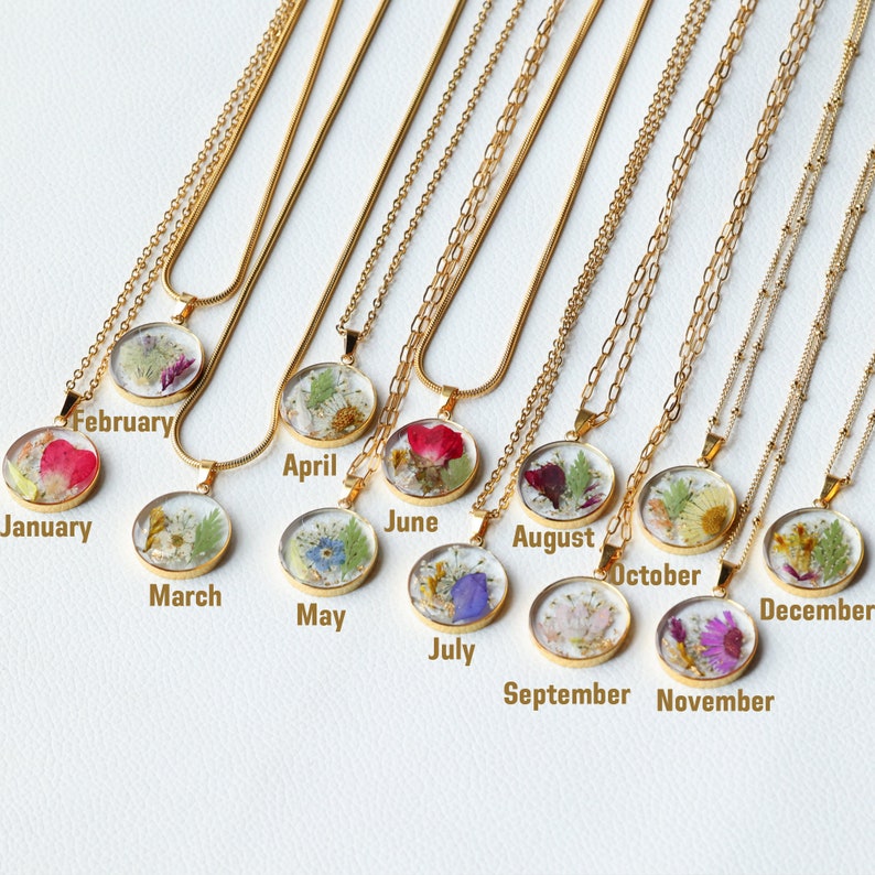 Custom Birth Month Flower Necklace, Birth Flower Necklace, Handmade Pressed Floral Necklace, Bridesmaid Gift, Birthday Gift, Gift for Her